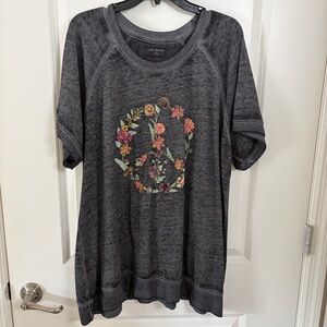 Lane Bryant Charcoal Floral Peace Sign Short Sleeve Sweatshirt Top